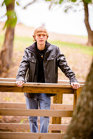 2013-11-9 - Joshua Wattier Senior Portraits (26)