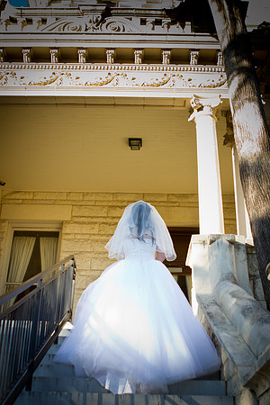 2011-12-26 - Elizabeth Bryce Bridal Portraits-243