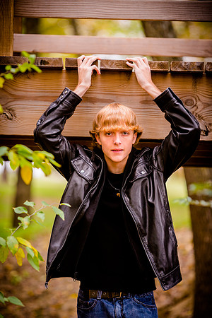 2013-11-9 - Joshua Wattier Senior Portraits (51)