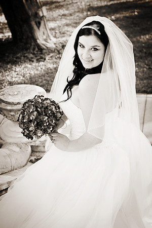 2011-12-26 - Elizabeth Bryce Bridal Portraits-238 B&WSep2