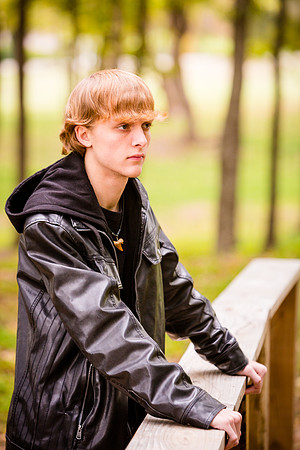 2013-11-9 - Joshua Wattier Senior Portraits (13)
