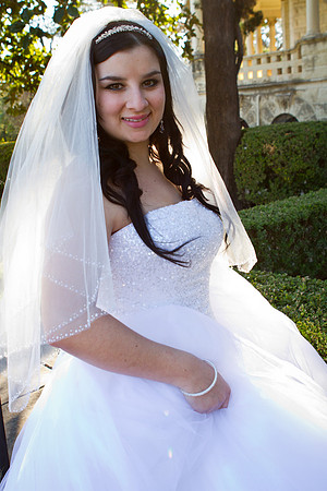 2011-12-26 - Elizabeth Bryce Bridal Portraits-64