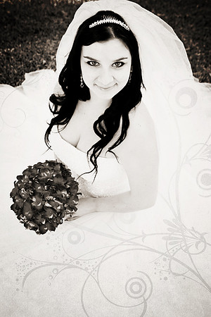 2011-12-26 - Elizabeth Bryce Bridal Portraits-326 B&WSep2Txt