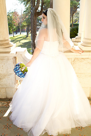 2011-12-26 - Elizabeth Bryce Bridal Portraits-217