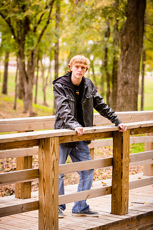 2013-11-9 - Joshua Wattier Senior Portraits (17)