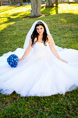 2011-12-26 - Elizabeth Bryce Bridal Portraits-319