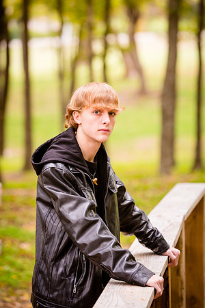 2013-11-9 - Joshua Wattier Senior Portraits (6)