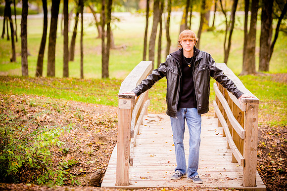 2013-11-9 - Joshua Wattier Senior Portraits (27)