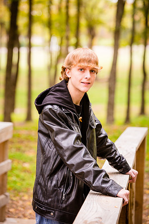 2013-11-9 - Joshua Wattier Senior Portraits (12)