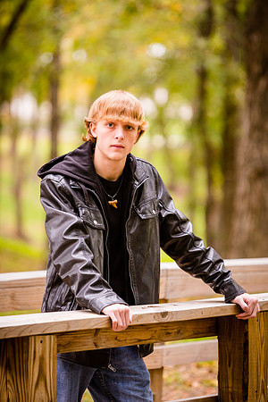 2013-11-9 - Joshua Wattier Senior Portraits (16)